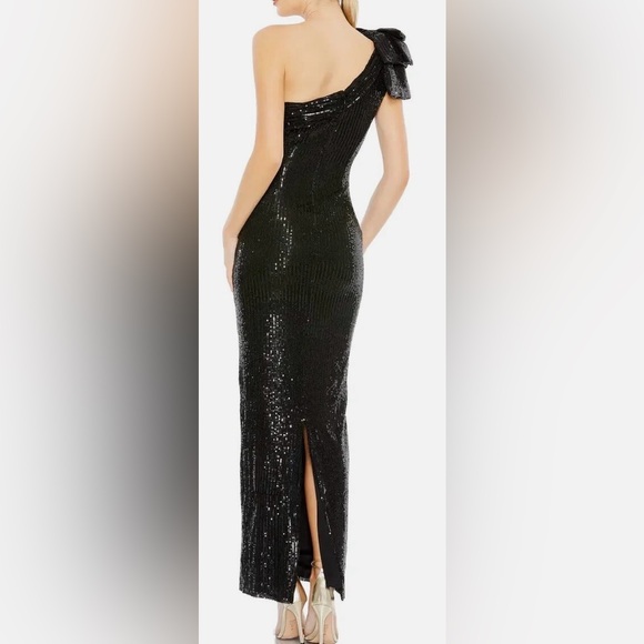Ieena for Mac Duggal Sequined Bow One Shoulder Column Gown, Black, sz 0 - Picture 3 of 16